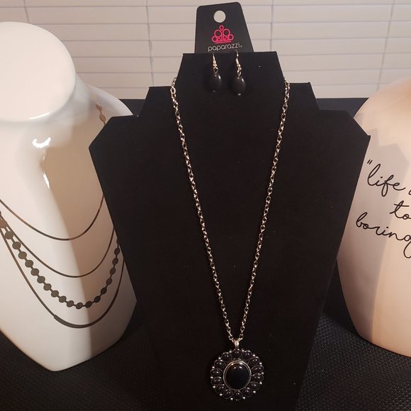 Sophisticated Sexy Jewelry - Picture 2 of 16